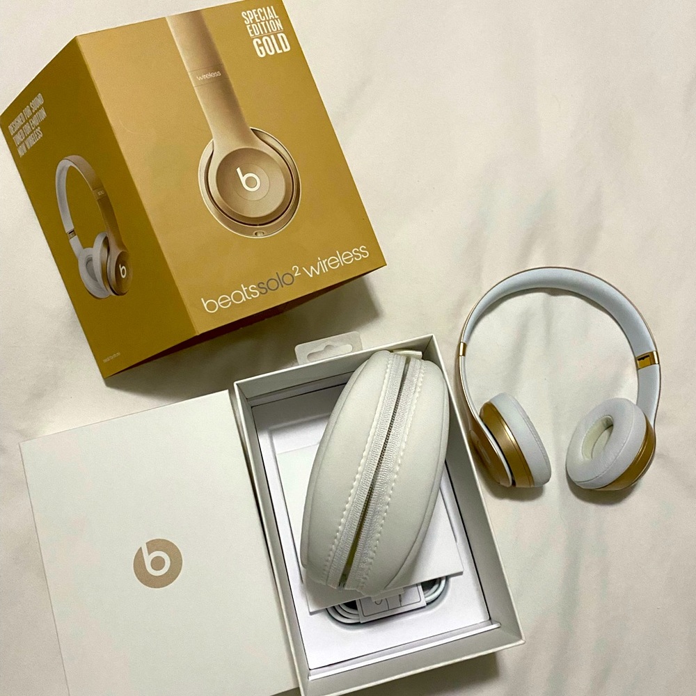 Beats Solo 2 Wireless Special Edition Gold